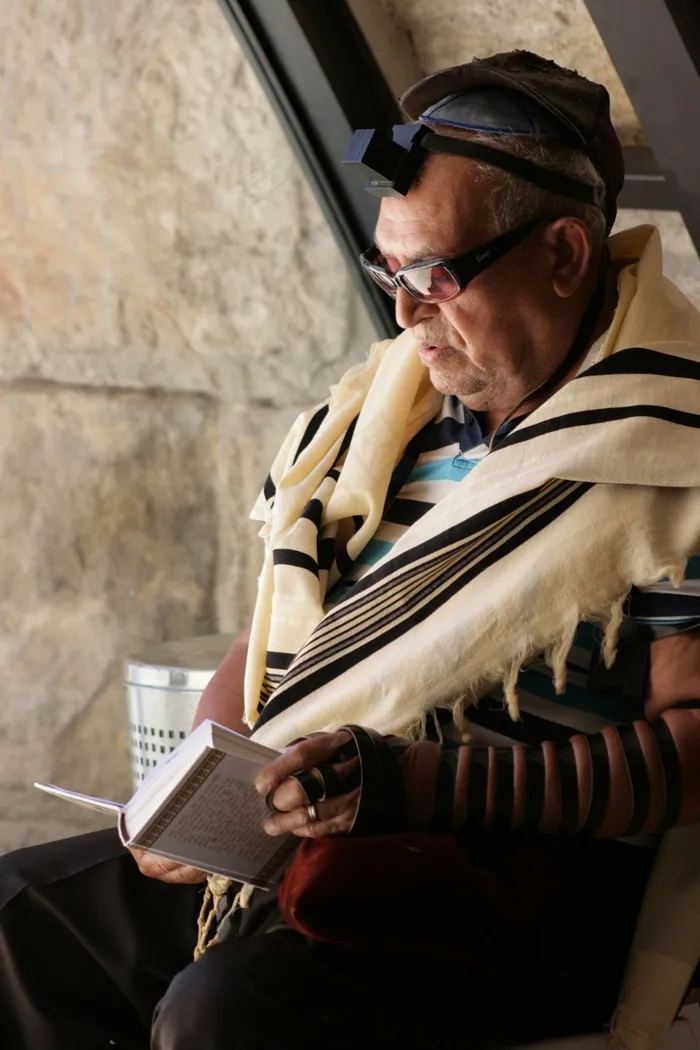 Tefillin，Tallit，犹太教，基普，Siddur，祷告