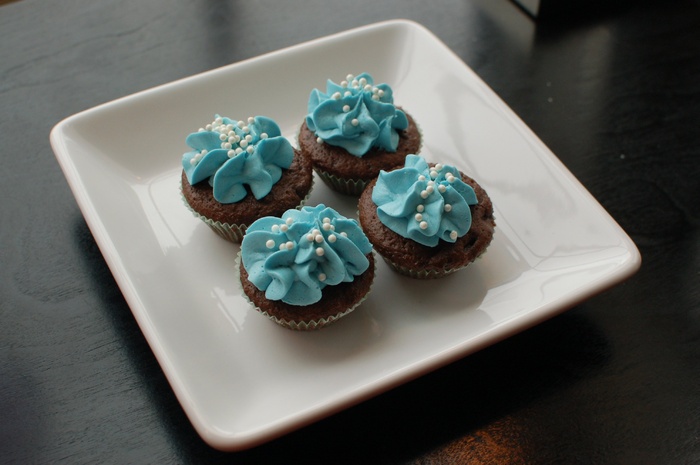 蛋糕，盘子，蓝色，甜点，糖霜，洒