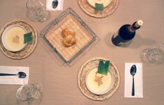 葡萄酒，奶油芝士，食品，汤，烹饪，奶油，菜单