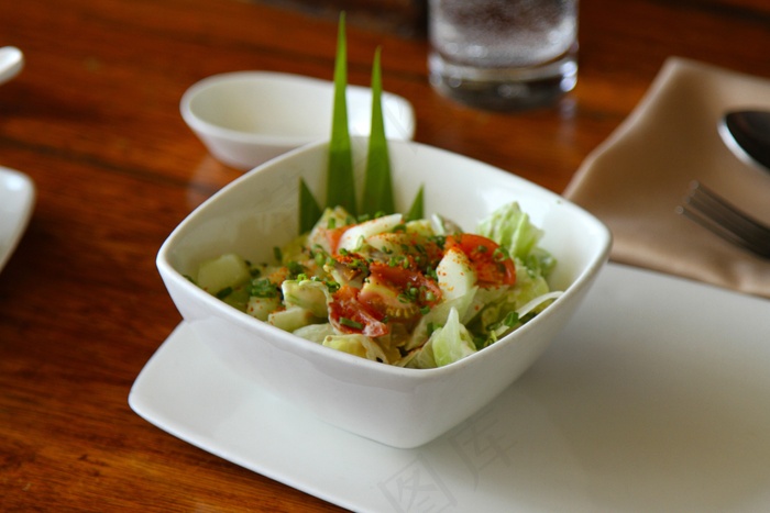 沙拉，油，碗，浇筑，食品，蔬菜，新鲜，膳食