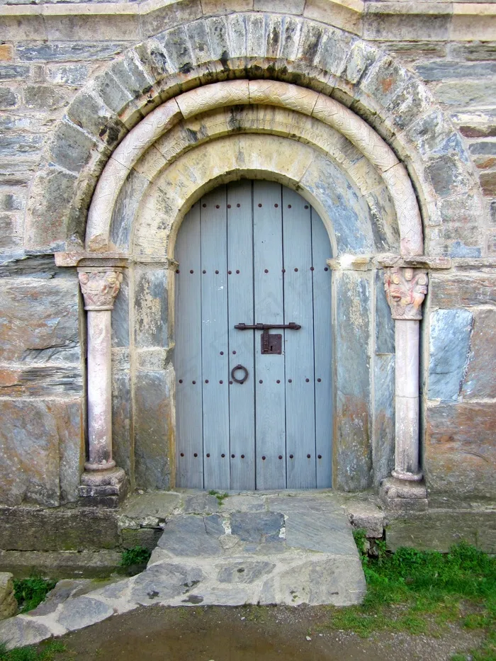 门，塞拉伯内，小修道院，修道院，罗马式