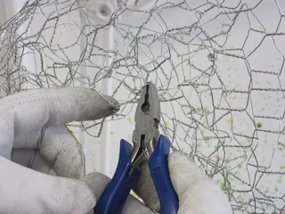 钳，电线，手，电线雕塑，弯曲，金属