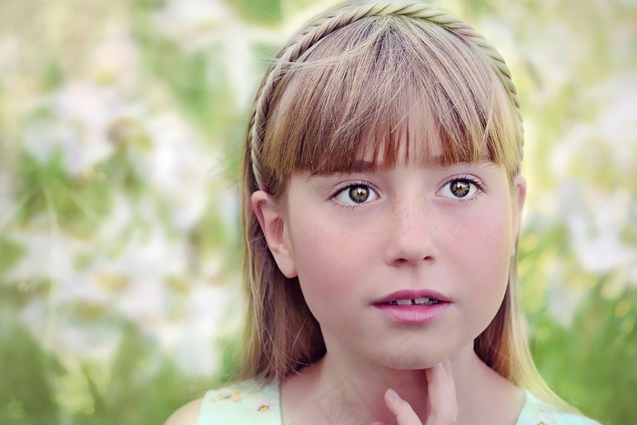 人，人的，女孩，脸，金发，长长的头发，意见