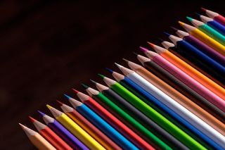彩色铅笔，木钉，钢笔，多彩，颜色