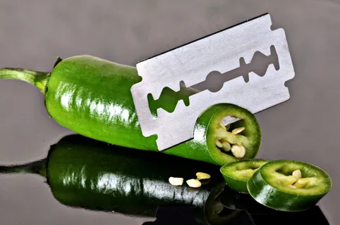 意大利辣香肠，绿色，锋利，切，刀，剃须刀