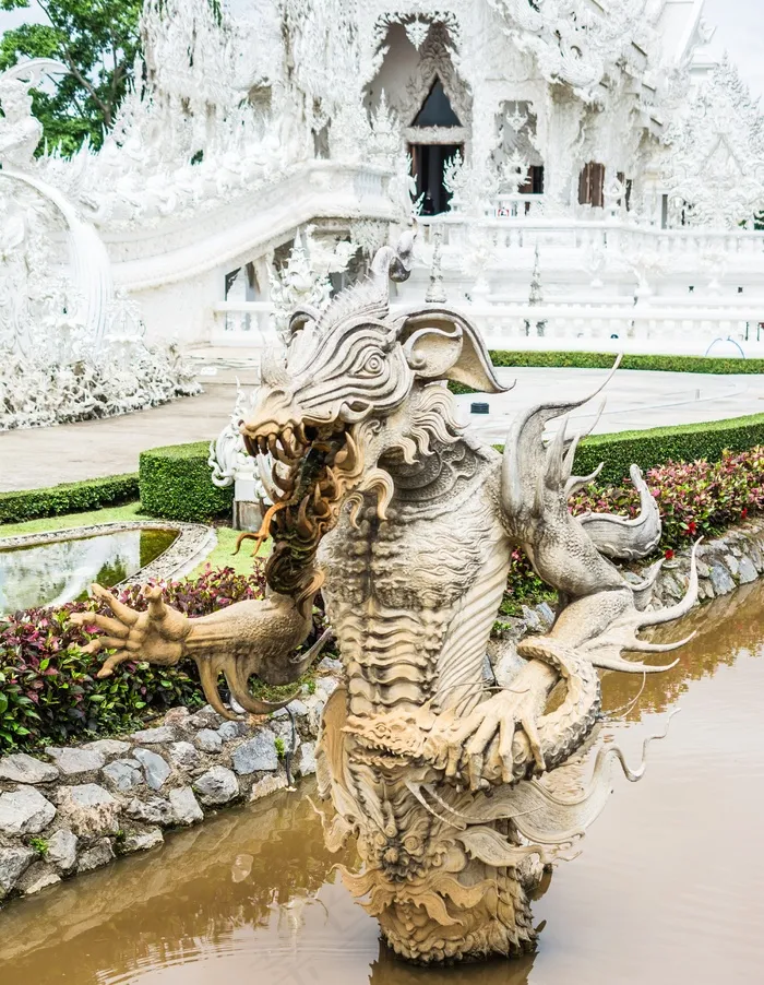 泰国清莱白寺