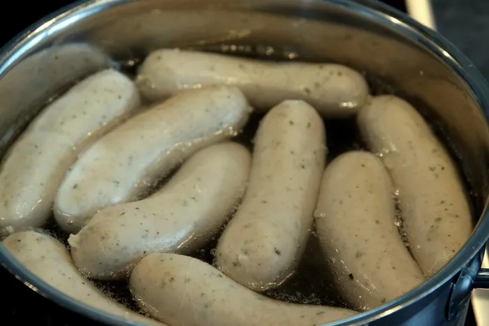 白香肠，Weisswurst，锅，厨师，巴伐利亚