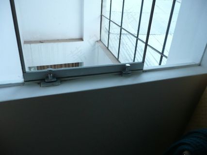 窗台板,窗户,室内一角,开窗器,窗帘,芬特尔