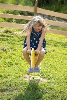 人,人,儿童,女孩,金发,看到了,游乐场 人,人,儿童,女孩,金发,看到了,游乐场