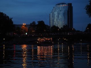 多瑙河，乌尔姆，灯小夜曲，灯节，河