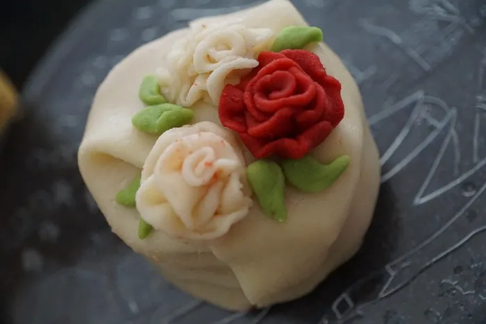 蛋糕，小杏仁饼，玫瑰，烤