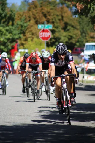 自行车比赛，自行车赛车手，赛车骑自行车的人，骑自行车的人，比赛