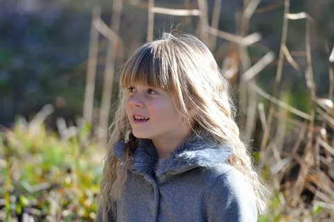 儿童，女孩，金发，自然