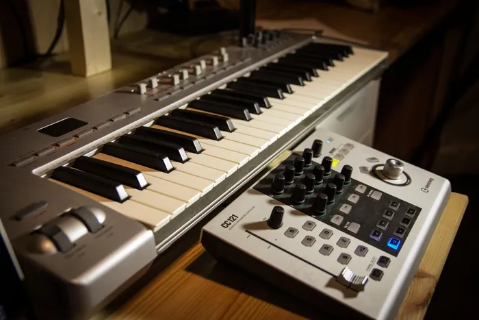 121 Cc，Cubase，控制器