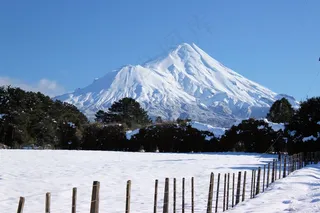 塔拉纳基山，山，雪山，雪，冬天