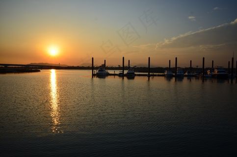 日落，太阳能，发光，湖，在河边，天空