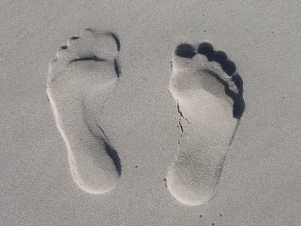 脚印,月球环形山,关节X线照片,X光照片,绘画,脚印在沙滩上的黑白图像