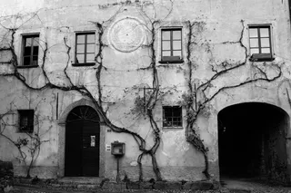 折纸，旧核心，黑色和白色，瑞士提契诺州