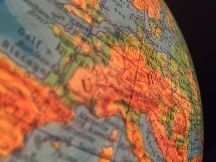 全球，Ddr，欧洲，德意志联邦*，欧盟