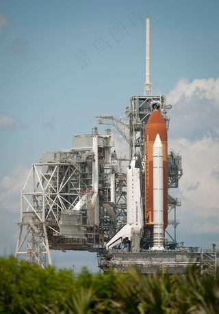 奋进号航天飞机，发射，任务，宇航员