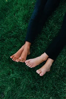 脚，草，最好的朋友，自然，夏天，人，腿