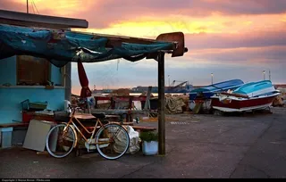 自行车,凿岩台车,摩托车,飞机,四轮自行车,休息