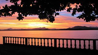 日落，瓜拉基萨巴，三月，海滩