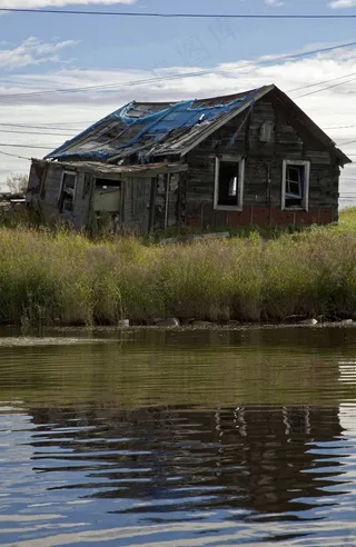 废弃，废弃建筑，河边，河，老