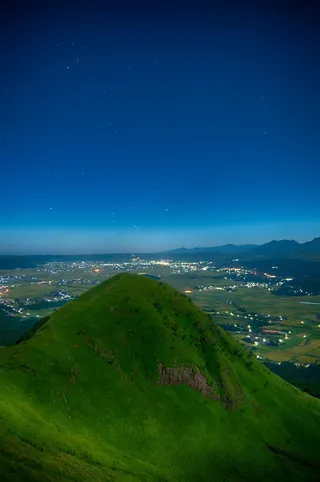 麻生太郎，熊本，火山，夜，明星，天空，破火山口