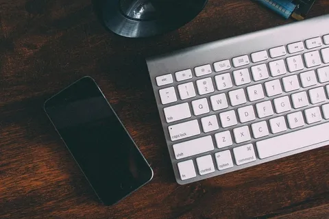 Iphone,键盘,智能手机,移动,技术 Iphone,键盘,智能手机,移动,技术