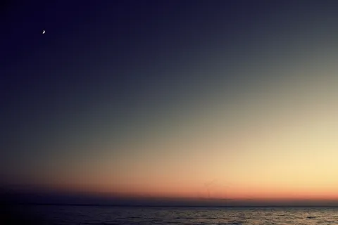 日落,海洋,大海,水,夜,月亮,农历,新月 日落,海洋,大海,水,夜,月亮,农历,新月
