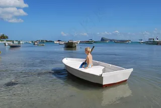 男孩，船，桨，一个人，沧海，海洋，白色，帆船