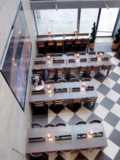 餐桌，餐厅，孤独，阅读，吃