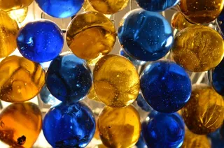 蓝色，玻璃，弹珠，孩子们，游戏，玩回合，多彩