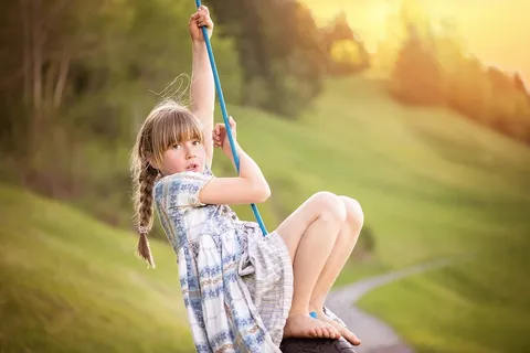 人，人的，儿童，女孩，金发，岩，播放