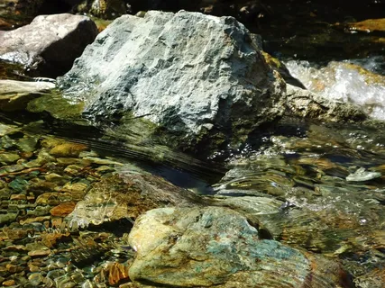 水,清除,江,山,阿尔卑斯山,法国 水,清除,江,山,阿尔卑斯山,法国