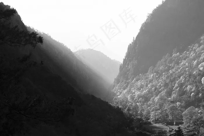 峡谷,山峦,江河,瀑布,湖泊,黑色和白色风景山自然
