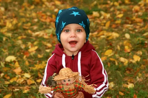 男孩，儿童，绿眼睛，蓝眼睛，稻草人，娃娃