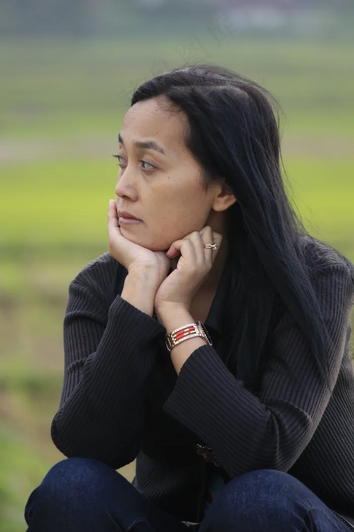女性，寻找，户外，黑色，风格，头发