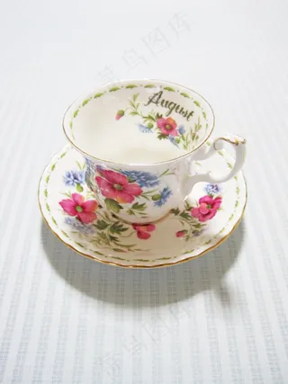 下午茶时间，杯，8月，饮料