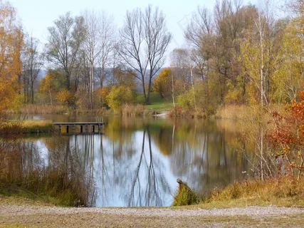 Badesee，Perach，Peracher Bathing Lake，阿尔特廷