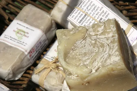 马赛肥皂，肥皂，手工劳动，肥皂块