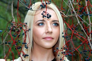 女孩，肖像，蓝眼睛，金色的头发，秋天，美