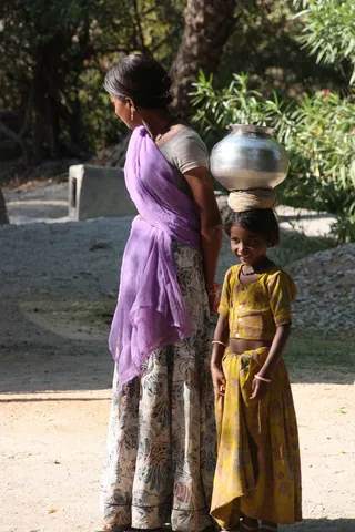 印度女人，女人，儿童，人，克鲁格，头，平衡