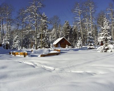 牧场建筑，木制，建筑，美丽，冬天