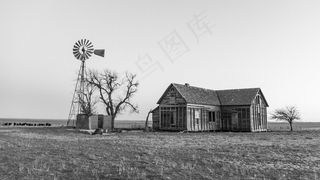 有时候，你困扰着鬼魂