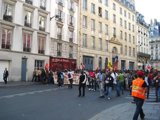 街道,城市街道,建筑,步行街,巷道,愤怒的暴民