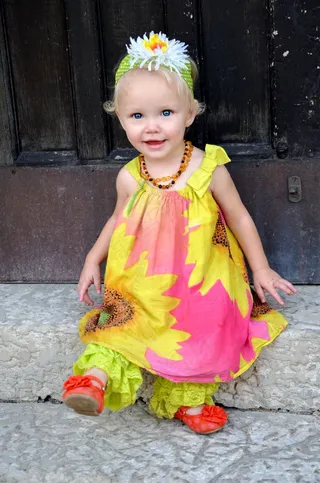 儿童，女孩，年轻，微笑，家庭，快乐，女性，爱情