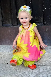 儿童,女孩,年轻,微笑,家庭,快乐,女性,爱情 儿童,女孩,年轻,微笑,家庭,快乐,女性,爱情