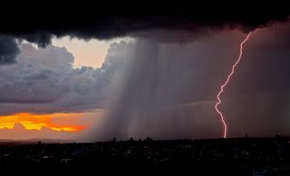 闪电，雷电，雷雨，天气，风暴